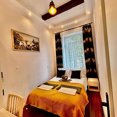 Old Cracow Apartment 克拉科夫 外观 照片